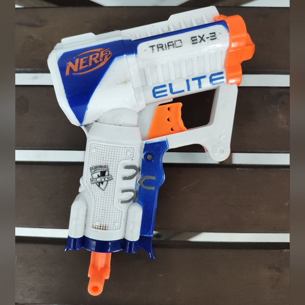 Nerf N strike Elite Triad EX-3 Blaster - White, Blue, Orange